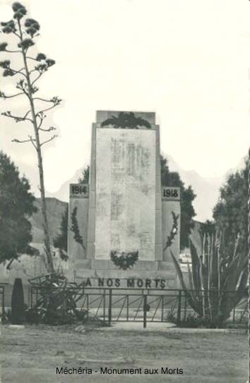 Fichier:Méchéria Monument aux Morts.jpg