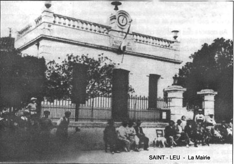 Fichier:Saint Leu Mairie.jpg