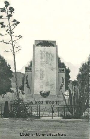 Méchéria Monument aux Morts.jpg
