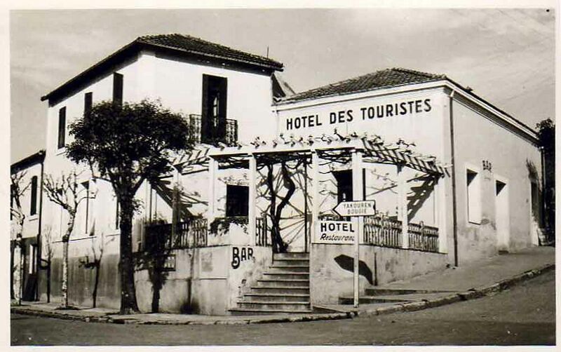 Fichier:Azazga hotel 1950.jpg