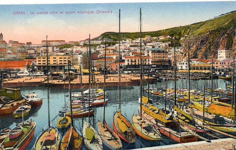 Fichier:0024 Oran La vieille ville et sport nautique Oranais.jpg