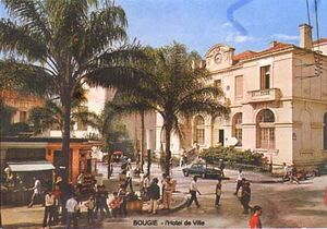 Bougie Hotel de Ville.jpg