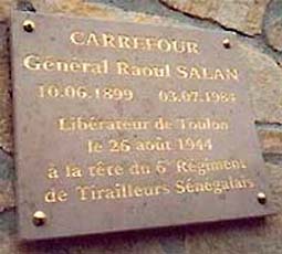 Fichier:Carrefour Salan à Toulon.jpg