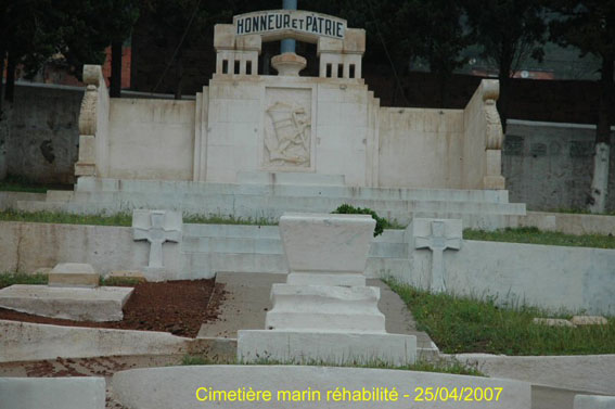 Fichier:Mers-el-Kebir cimetière réhabilité.jpg