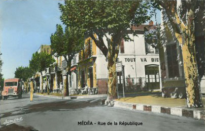 Fichier:Médéa rue république.jpg