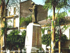 Fichier:Maison Carrée Monument aux Morts.jpg