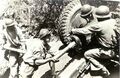 Campagne de Tunisie Février 1943 à Bou Arada - Canon de 75m/m de campagne (Le pointeur, le tireur, le chargeur et le pourvoyeur)