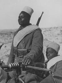 Tirailleurs sénégalais sur la ligne