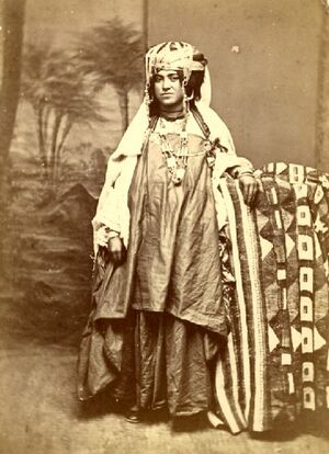 Auguste MAURE - Femme Algerienne.JPG