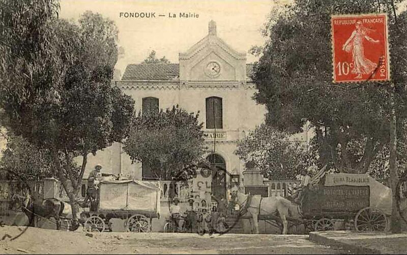 Fichier:Mairie fondouk.jpg