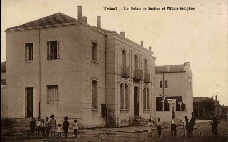 Fichier:Trézel Justice de Paix.jpg