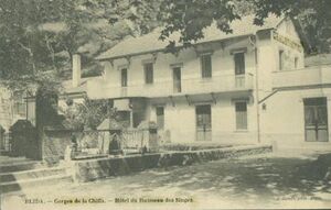 La Chiffa Hôtel du Ruisseau.jpg