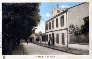800px-Mairie mila.jpg