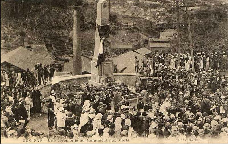 Fichier:BeniSaf ceremonie.jpg