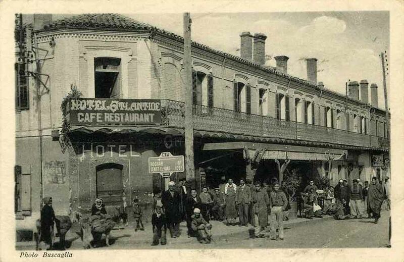 Fichier:Boghari atlantide.jpg