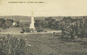 Laferrière Place mairie.jpg