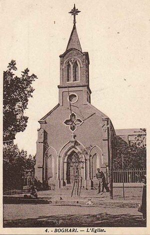 Eglise boghari bw.jpg