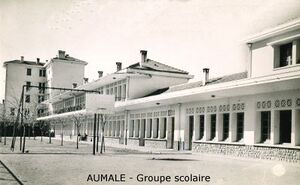 Aumale Groupe scolaire.jpg