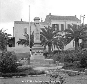Ain Kial Monument aux Morts.jpg