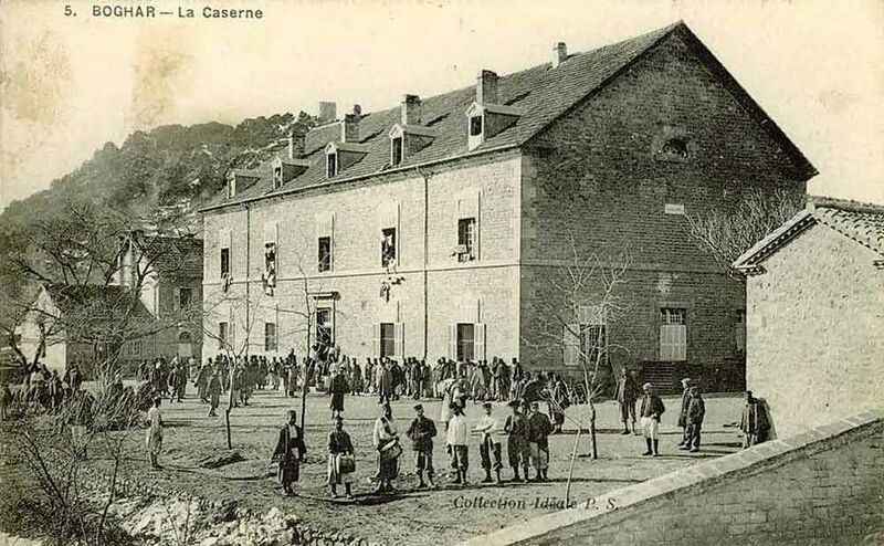 Fichier:Boghar caserne.jpg