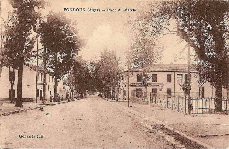Fichier:Fondouk marche.jpg