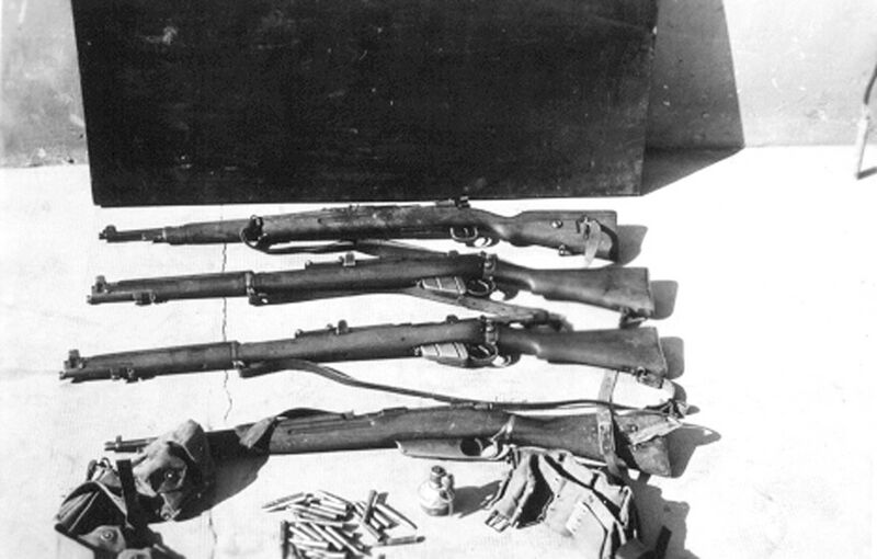 Fichier:Armes Récupérées.jpg