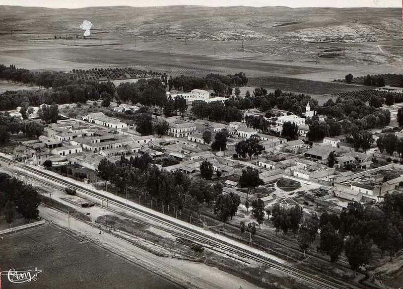 Fichier:Charron avion.jpg