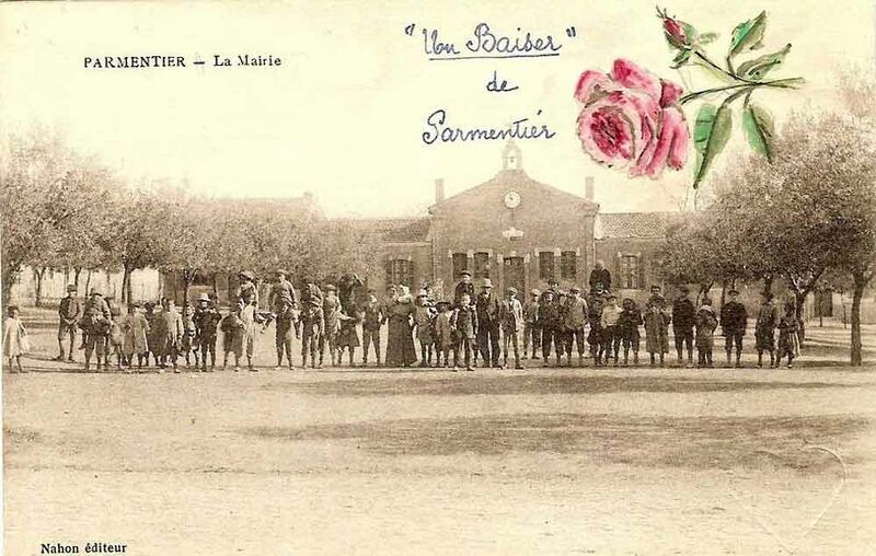 Fichier:Mairie parmentier 1900.jpg
