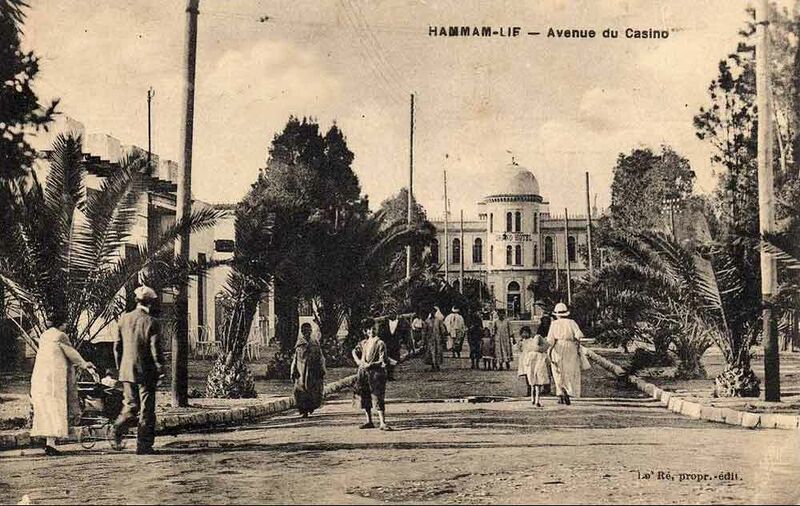 Fichier:Hammam lif casinoBW.jpg