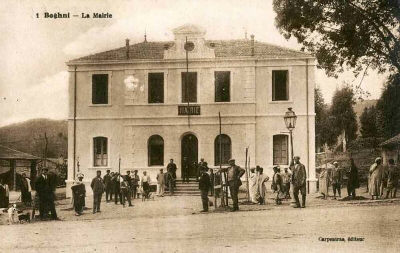 Fichier:Boghni mairie.jpg