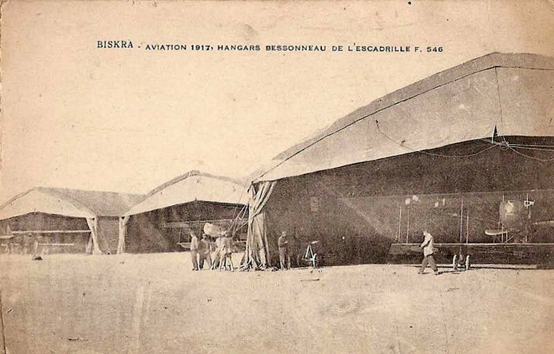 Fichier:Biskra hangars.jpg